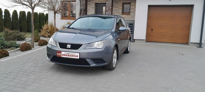 Szary Używany 2015 Seat Ibiza Hatchback | 25 750 zł (Uczciwa cena) - Obraz 1/4