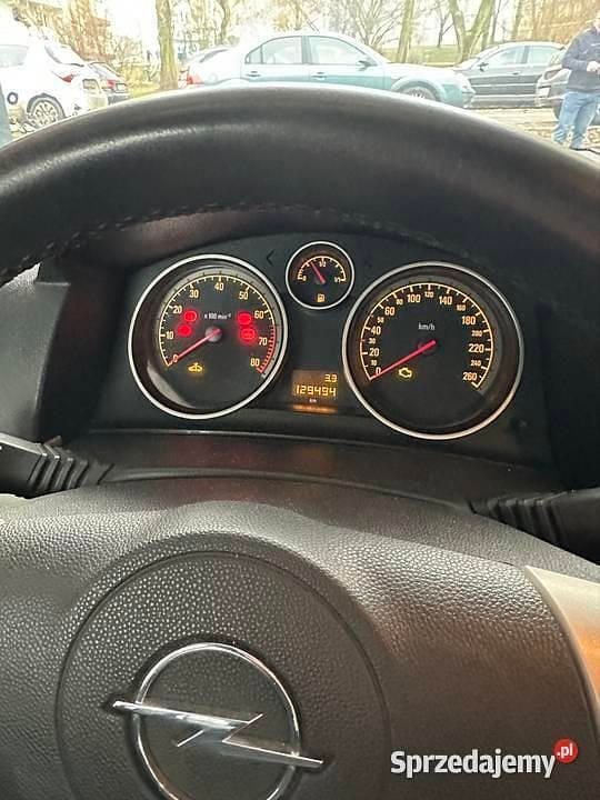 Używany Opel Astra GTC 2008 Srebrny Hatchback