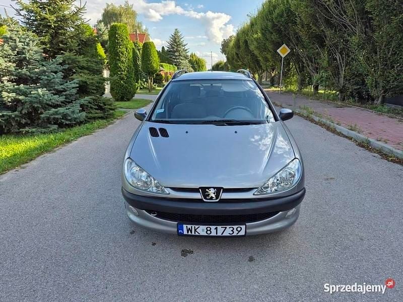 Szary Używany 2004 Peugeot 206 Kombi | 3700 zł (Dobra cena) - Obraz 1/4