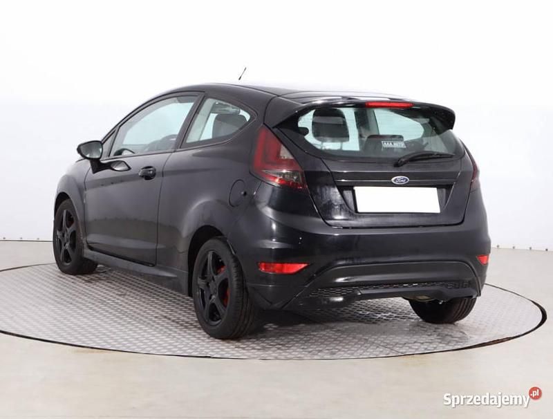 Używany Ford Fiesta 2013 Czarny Hatchback