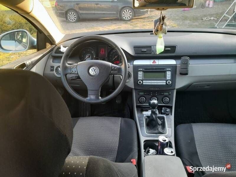 Używany VW Passat 2006 Srebrny Kombi