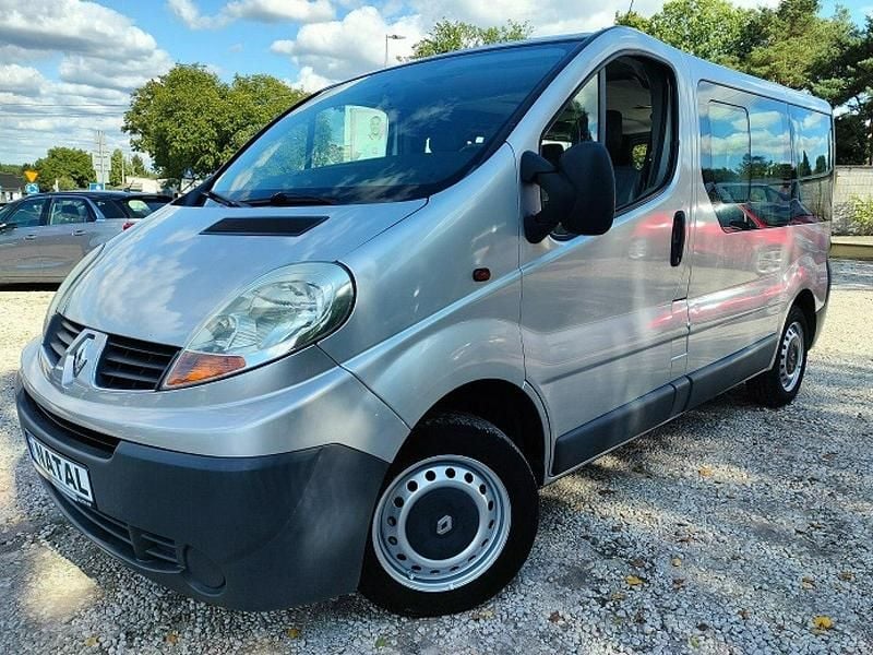 Srebrny Używany 2007 Renault Trafic Van | 28 800 zł (Uczciwa cena) - Obraz 1/4