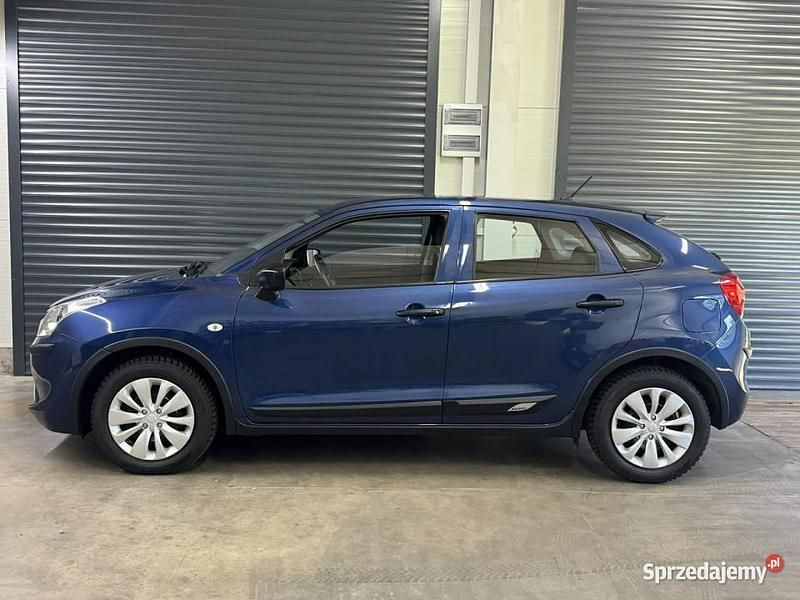 Niebieski ciemny (metalik) Używany 2018 Suzuki Baleno SUV | 43 500 zł (Uczciwa cena) - Obraz 1/4