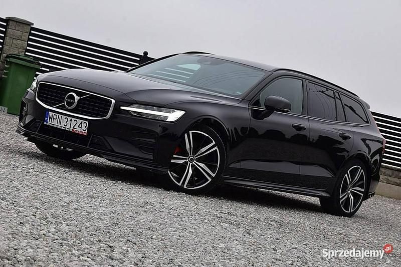 Czarny Używany 2020 Volvo V60 R-Design Kombi | 75 900 zł (Super Cena) - Obraz 1/4
