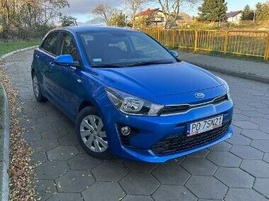 Używany Kia Rio 84 KM (61 kW) 2020 Niebieski Hatchback