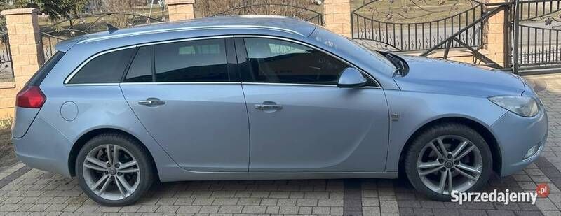 Srebrny Używany 2013 Opel Insignia Kombi | 15 000 zł (Super Cena) - Obraz 1/4