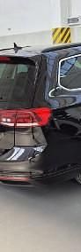 Używany VW Passat 150 KM (110 kW) 2022 Czarny Kombi