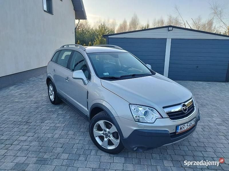 Używany Opel Antara 150 KM (110 kW) 2008 Srebrny SUV