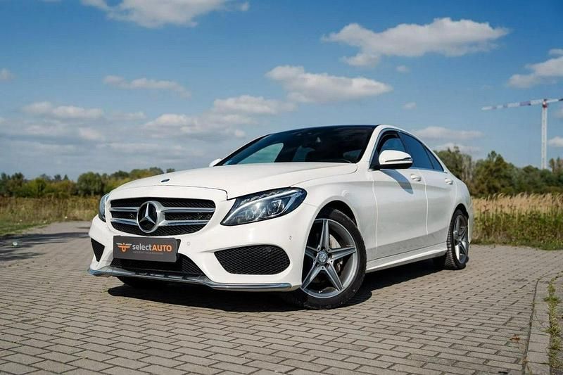 Biały (metalik) Używany 2016 Mercedes C200 AMG Sedan/Limuzyna | 84 900 zł (Uczciwa cena) - Obraz 1/4
