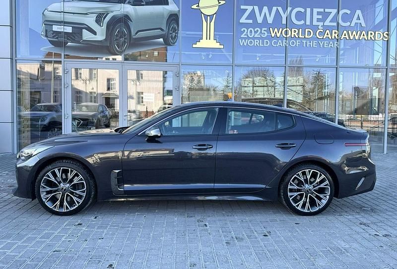 Używany Kia Stinger GT-Line 245 KM (180 kW) 2020 Szary Hatchback