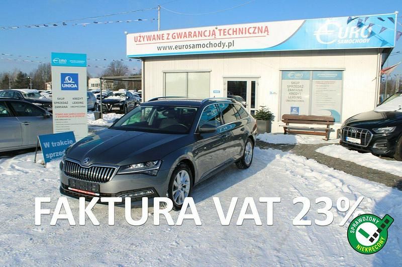 Używany Skoda Superb Style 2022 Szary Kombi