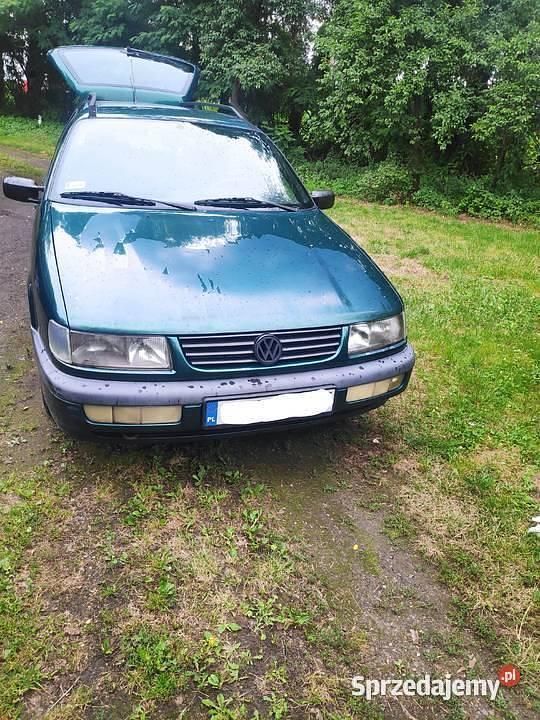 Zielony Używany 1995 VW Passat Kombi | 2100 zł - Obraz 1/4