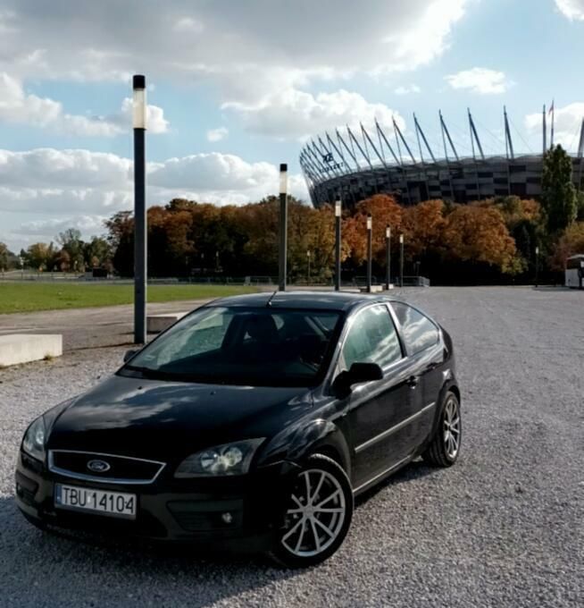 Używany Ford Focus 2005 Czarny Hatchback
