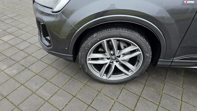 Nowe Audi Q7 286 KM (210 kW) 2025 Szary (metalik) SUV