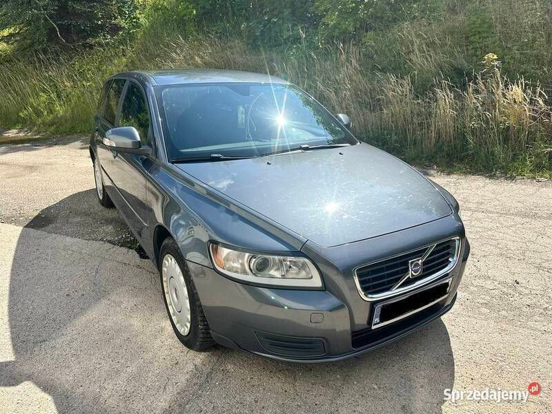Używany 2009 Volvo V50 Kombi | 19 900 zł (Drogi) - Obraz 1/4
