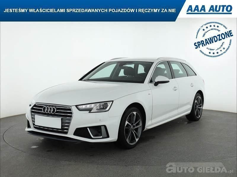 Używany Audi A4 2019 Biały