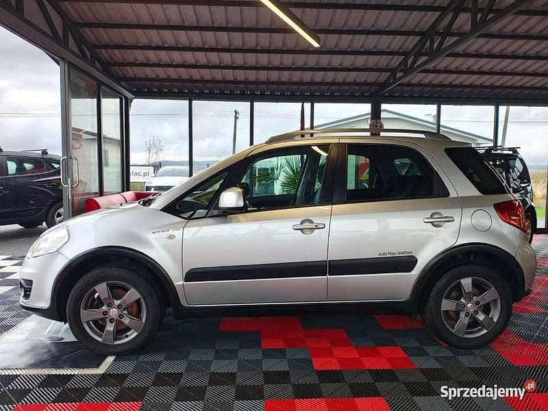 Srebrny Używany 2011 Suzuki SX4 Hatchback | 27 500 zł (Uczciwa cena) - Obraz 1/4