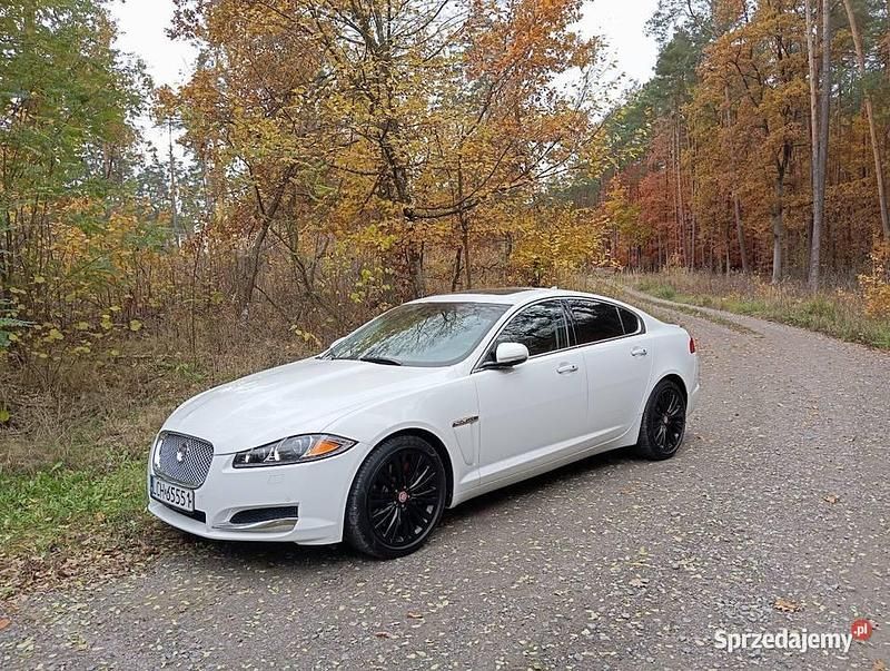 Używany Jaguar XF R 2015 Sedan/Limuzyna