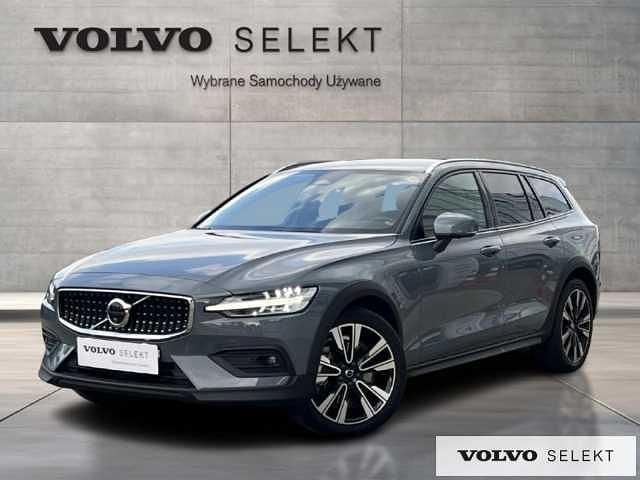 Szary Używany 2024 Volvo V60 CC Kombi | 199 900 zł (Drogi) - Obraz 1/3