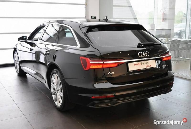 Czarny Używany 2023 Audi A6 Sedan/Limuzyna | 169 980 zł (Drogi) - Obraz 1/4