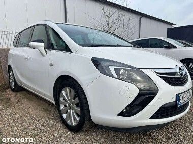 Inny kolor Używany 2016 Opel Zafira Minivan | 31 900 zł (Uczciwa cena) - Obraz 1/4
