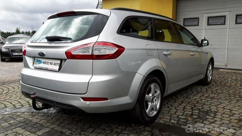 Używany Ford Mondeo 140 KM (102 kW) 2013 Srebrny metalik Sedan/Limuzyna