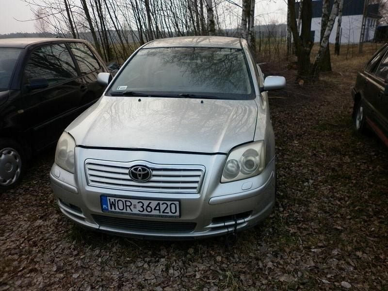 Srebrny Używany 2005 Toyota Avensis Sedan/Limuzyna | 4900 zł (Super Cena) - Obraz 1/4