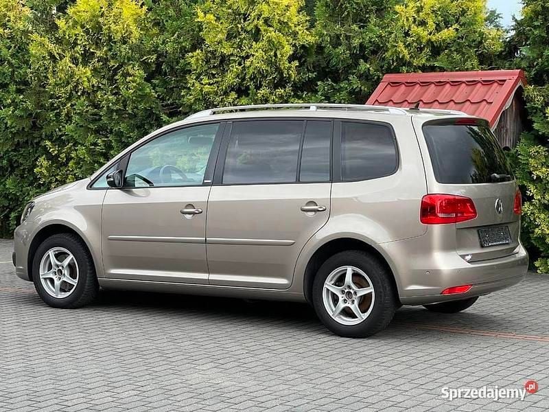 Brązowy Używany 2012 VW Touran Style Minivan | 27 800 zł (Dobra cena) - Obraz 1/4
