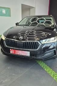 Używany Skoda Octavia G-TEC Style 130 KM (95 kW) 2021 Czarny Kombi