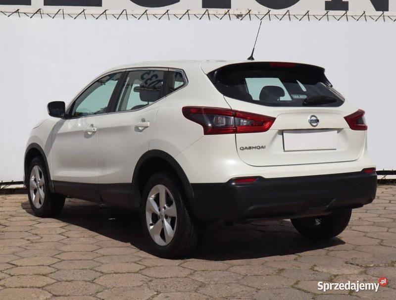 Używany Nissan Qashqai 2018 Biały SUV