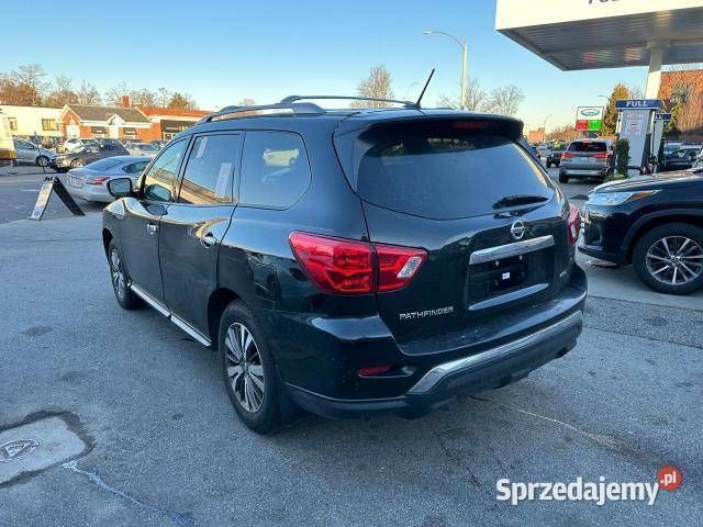 Używany Nissan Pathfinder 2018 SUV