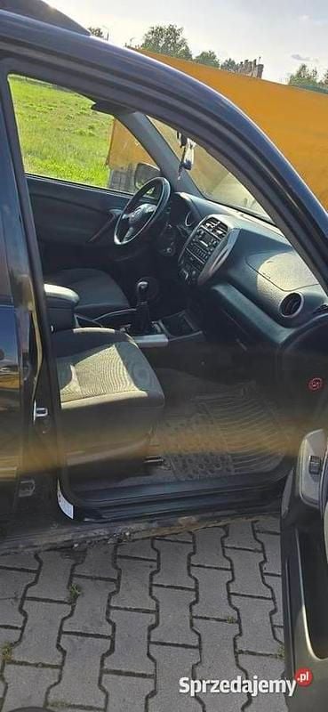 Używany Toyota RAV4 150 KM (110 kW) 2005 Czarny SUV