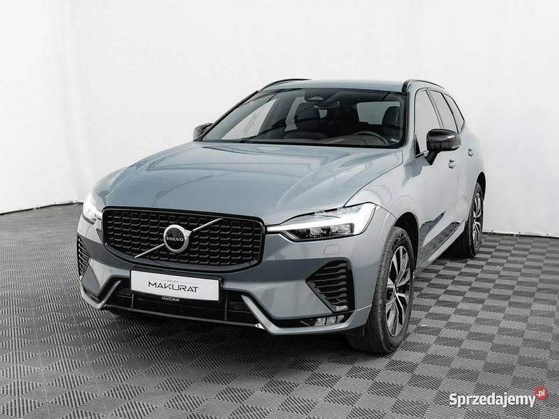 Niebieski Używany 2023 Volvo XC60 Plus SUV | 181 800 zł (Drogi) - Obraz 1/4