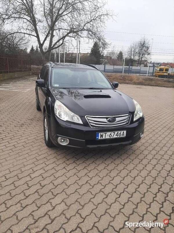 Używany Subaru Outback 2012 Czarny SUV