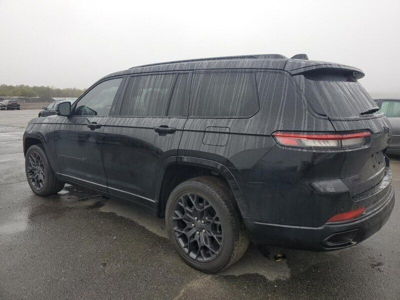 Biały Używany 2022 Jeep Grand Cherokee SUV | 120 220 zł - Obraz 1/1