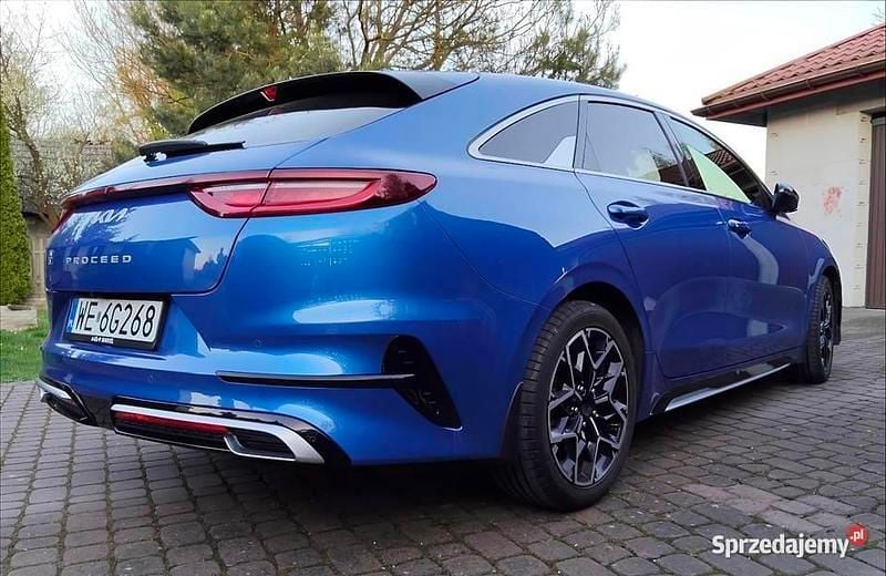 Używany Kia ProCeed GT-Line 160 KM (117 kW) 2022 Niebieski Kombi
