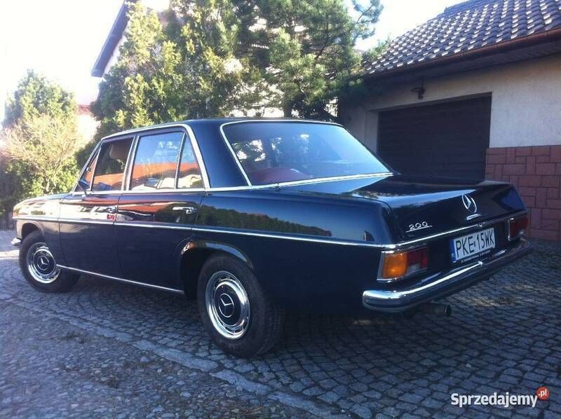 Niebieski Używany 1970 Mercedes W115 Sedan/Limuzyna | 43 000 zł - Obraz 1/4
