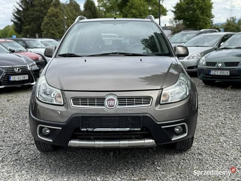 Używany Fiat Sedici 120 KM (88 kW) 2010 Brązowy SUV