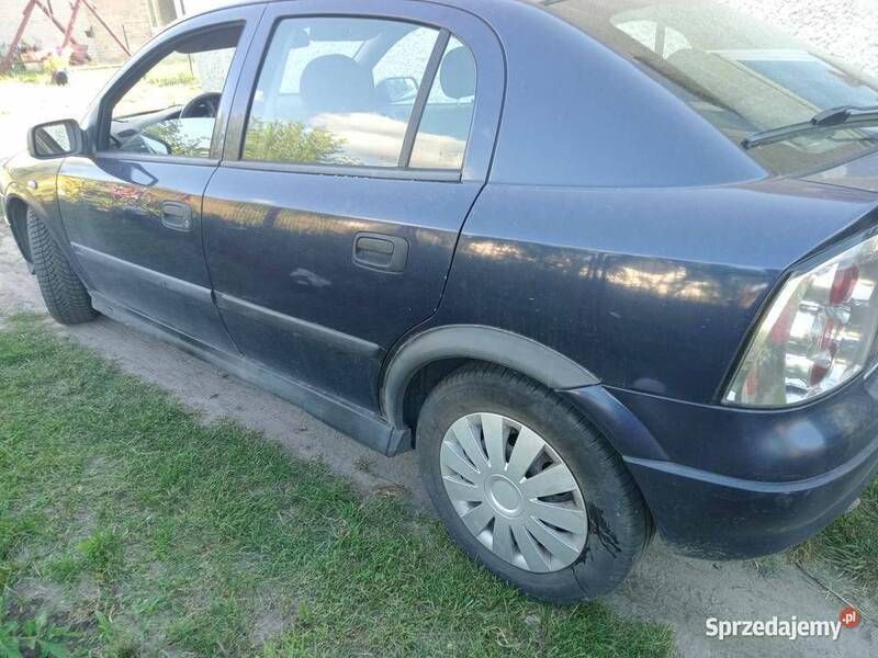 Używany 1999 Opel Astra Sedan/Limuzyna | 2100 zł (Uczciwa cena) - Obraz 1/3