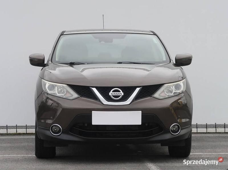 Używany Nissan Qashqai 2015 Złoty SUV
