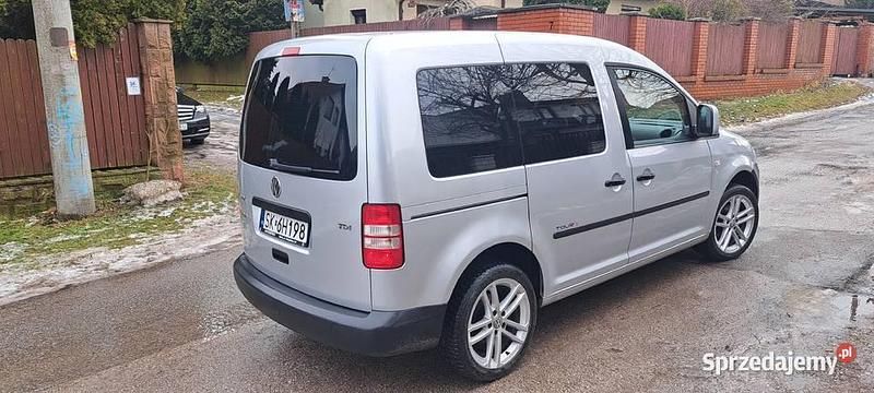 Używany VW Caddy 102 KM (75 kW) 2013 Srebrny Minivan