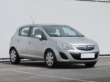 Używany Opel Corsa 86 KM (63 kW) 2011 Srebrny Hatchback