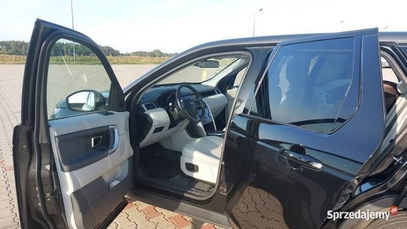 Używany Land Rover Discovery Sport 2015 Czarny SUV