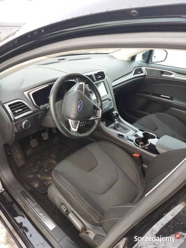 Używany Ford Mondeo Titanium 2016 Czarny Kombi
