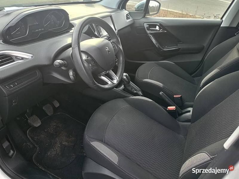 Używany Peugeot 208 2016 Hatchback