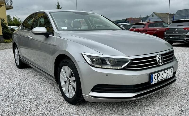 Używany VW Passat 150 KM (110 kW) 2017 Szary Sedan/Limuzyna