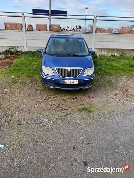 Używany 2001 Lancia Phedra Minivan | 3500 zł - Obraz 1/4