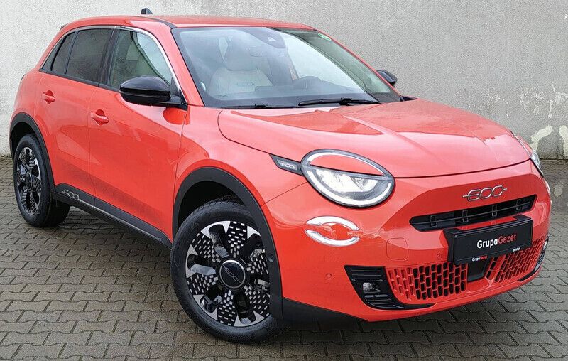 Lakier metalizowany turkusowy sea Nowe 2024 Fiat 600 Hatchback | 98 180 zł (Uczciwa cena) - Obraz 1/4