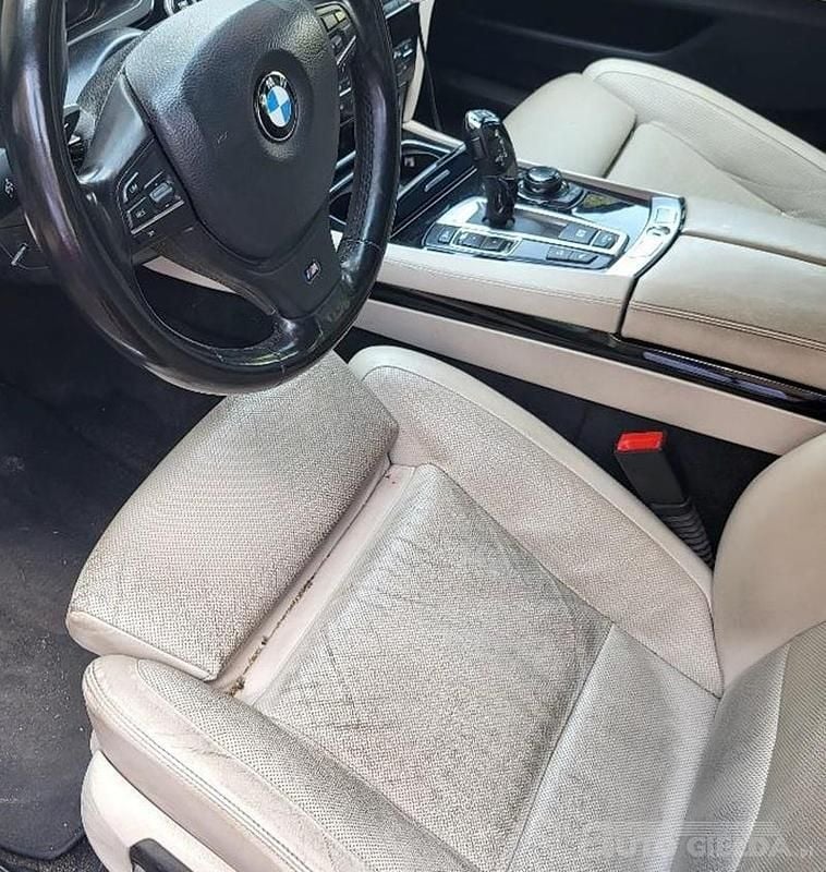 Używany BMW 740 2013 Czarny Sedan/Limuzyna
