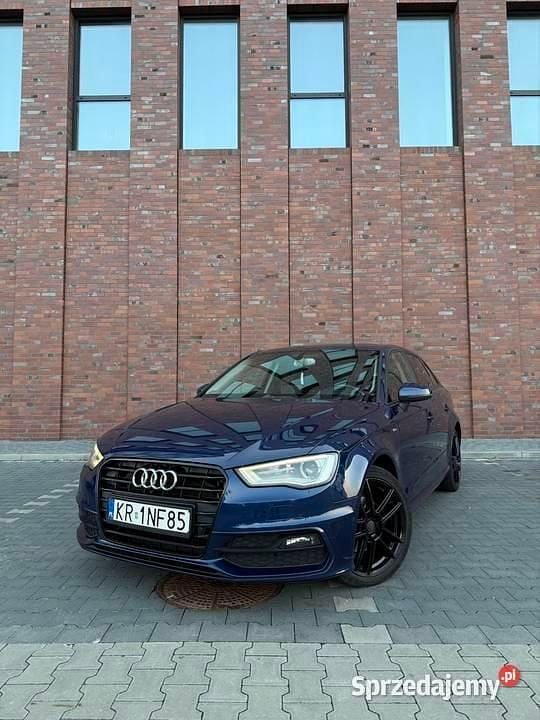 Używany Audi A3 S-Line 150 KM (110 kW) 2013 Granatowy Hatchback